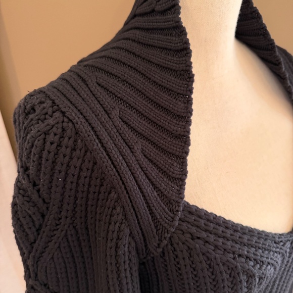 Express Chunky Knit Ribbed Long Sleeve Designed Poof Sleeve Sweater, Size Medium - Picture 3 of 13